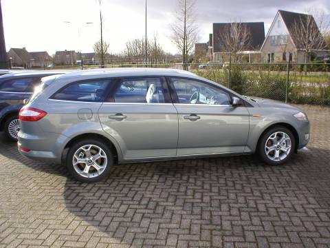Ford Mondeo Wagon 2.0 16V Titanium (2008)