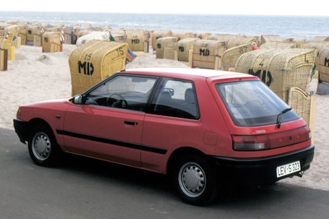 Mazda 323 1.3 LX (1990)