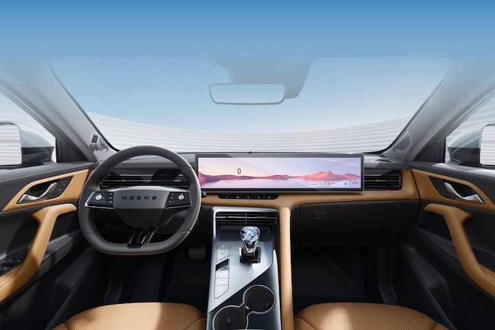 Roewe eRX5