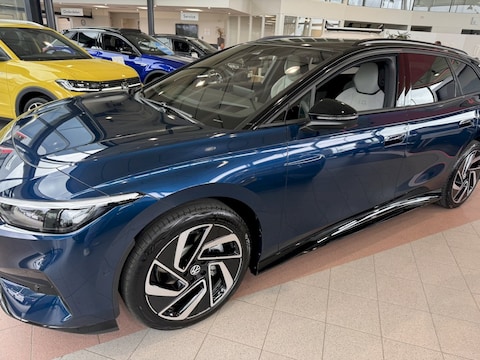 Volkswagen ID.7 Tourer 77kWh 286pk 1st Edition (2024)