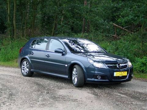 Opel Signum 1.9 CDTi 150pk Sport (2006)