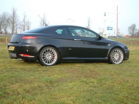 Alfa Romeo GT 1.9 JTDm 16V Distinctive (2008)