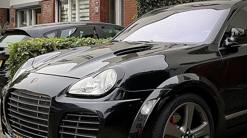Porsche Cayenne S (2003)