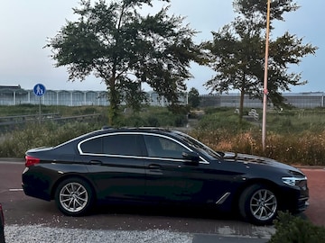 BMW 518d (2020)