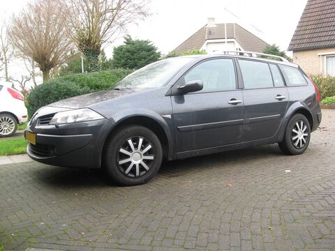 Renault Mégane Grand Tour 1.6 16V Tech Line