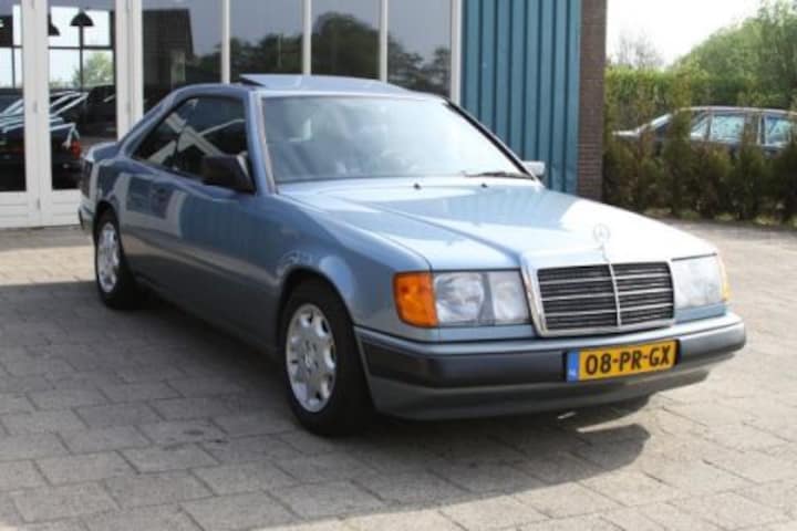 Mercedes-Benz 300 CE