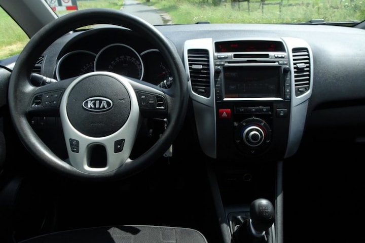 Kia Venga 1.4 CVVT X-tra (2010)