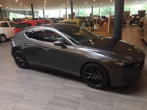 Mazda 3 SkyActiv-X 2.0 180 Luxury