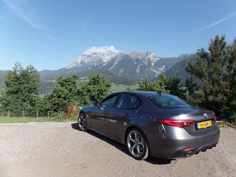 Alfa Romeo Giulia 2.0T 280pk Veloce