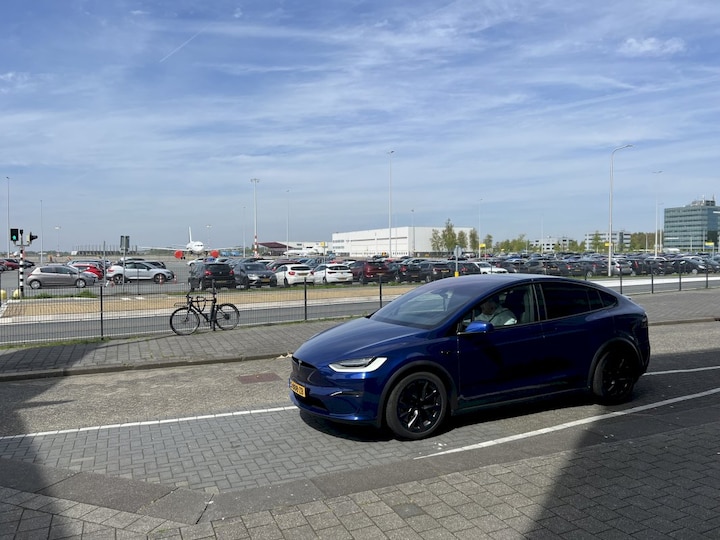 Tesla Model X Long Range (2023)