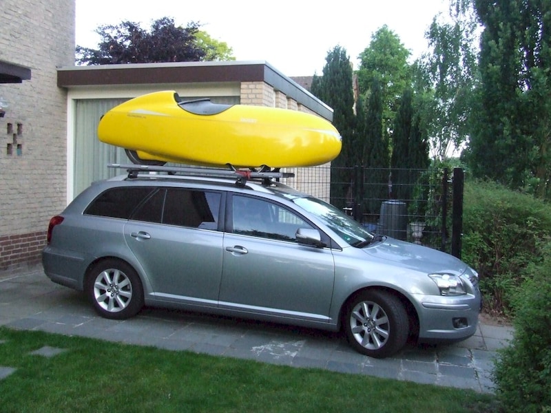 Toyota Avensis Wagon 2.0 D-4D-F Executive (2008)