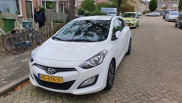 Hyundai i30 1.6 GDI i-Motion (2016)