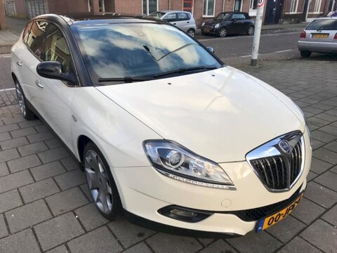 Lancia Delta 1.4 T-Jet 150pk Platino