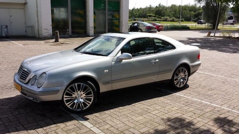 Mercedes-Benz CLK 320 Elegance (1999)