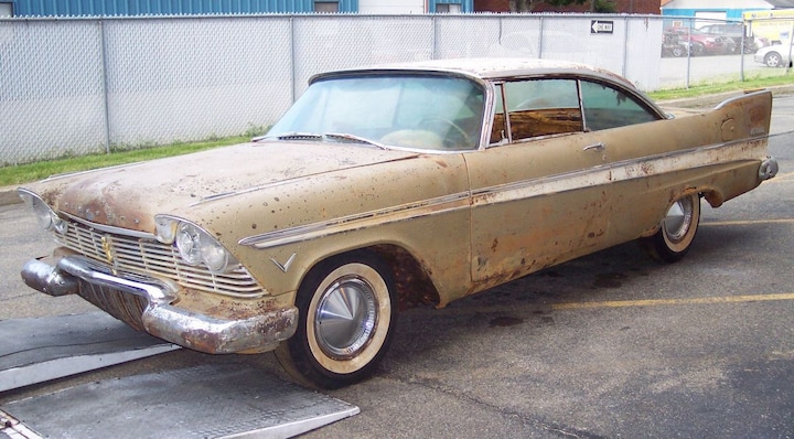 Plymouth Belvedere