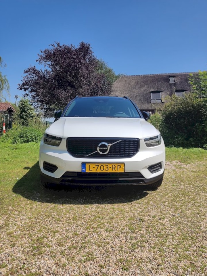 Volvo XC40 T3 R-Design (2021)