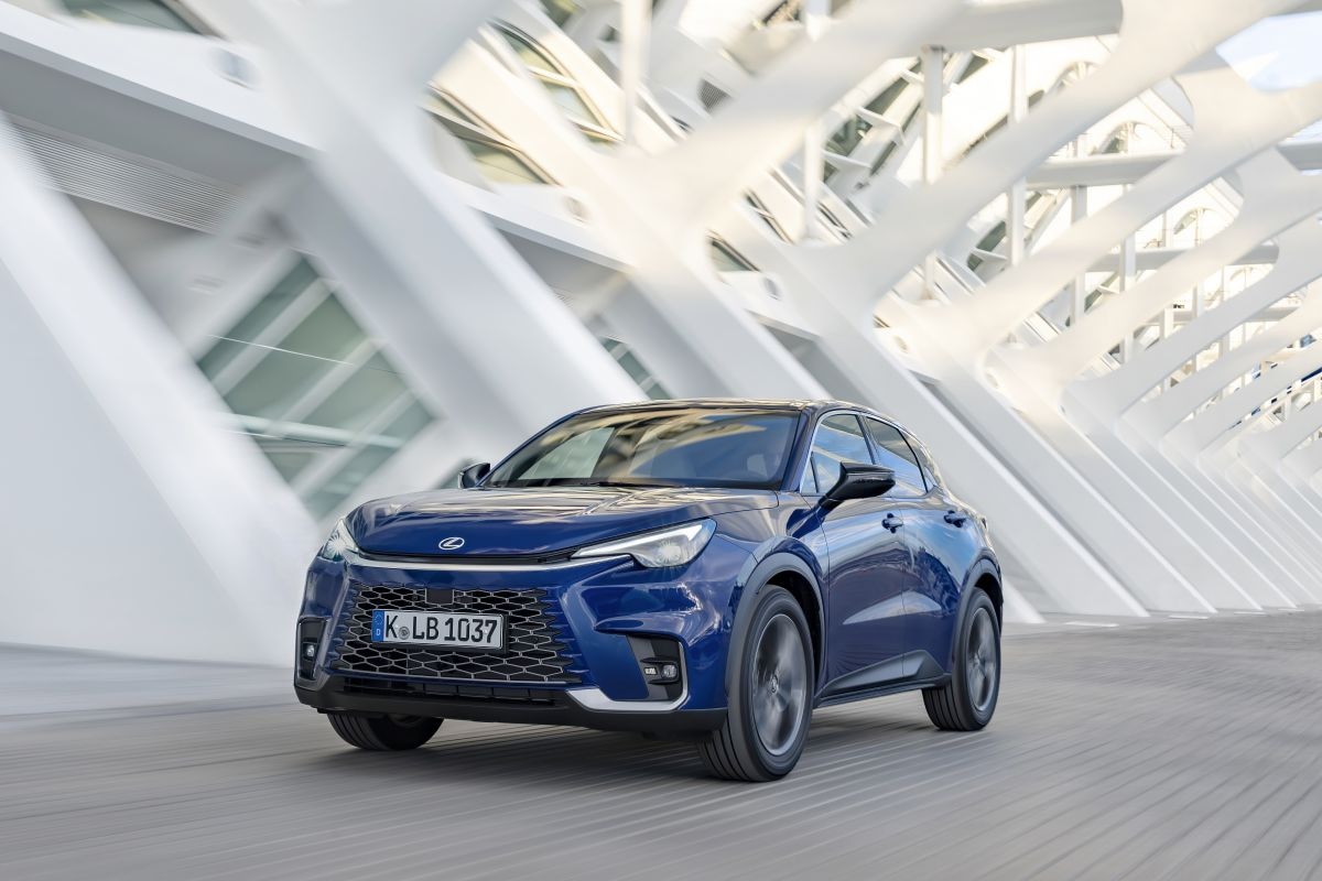 Lexus LBX 1.5 HEV prijs en specificaties AutoWeek