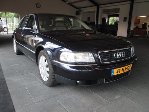 Audi A8 4.2 quattro