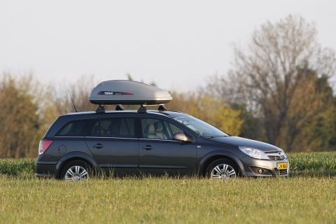 Opel Astra Stationwagon 1.6 Cosmo (2010)
