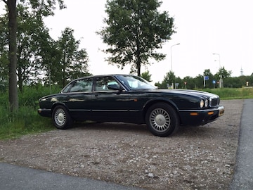 Jaguar XJ 3.2 Executive (1999)