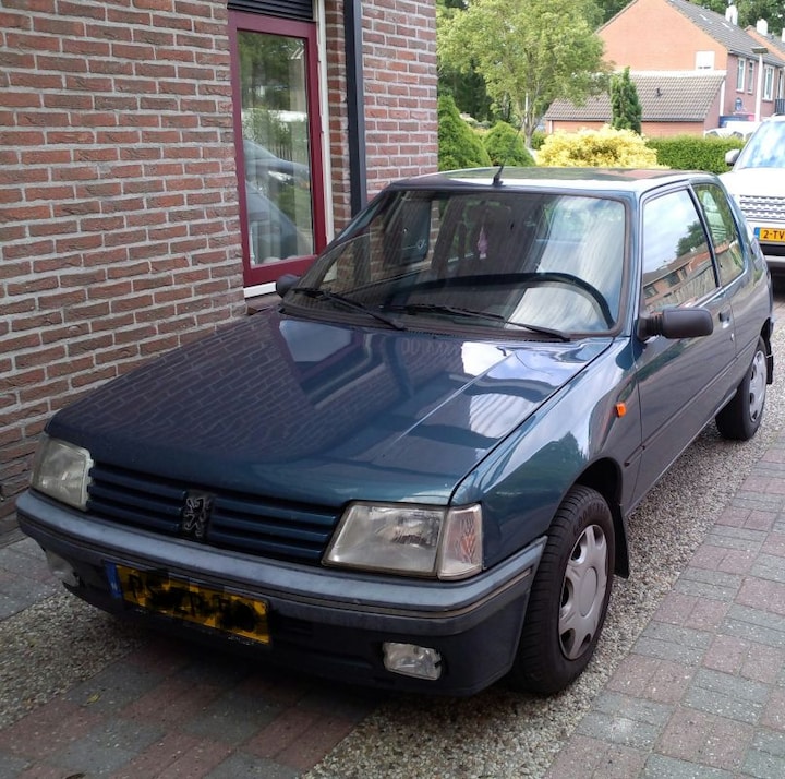 Peugeot 205 Génération 1.4i (1996)