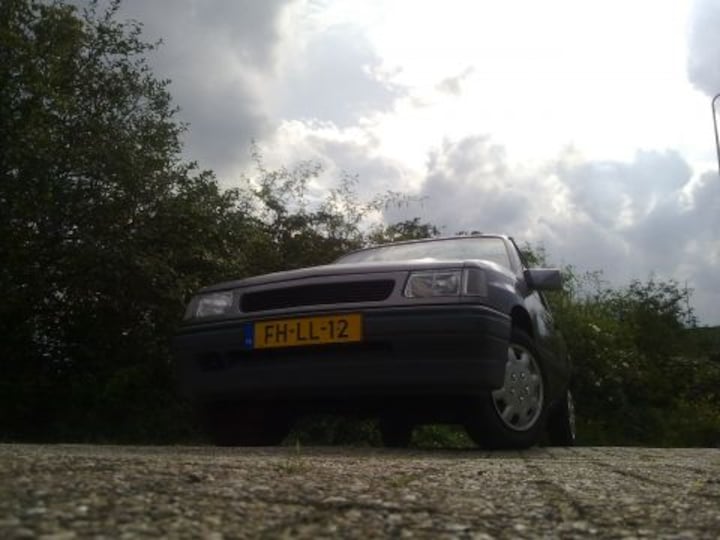 Opel Corsa 1.2i City (1992)