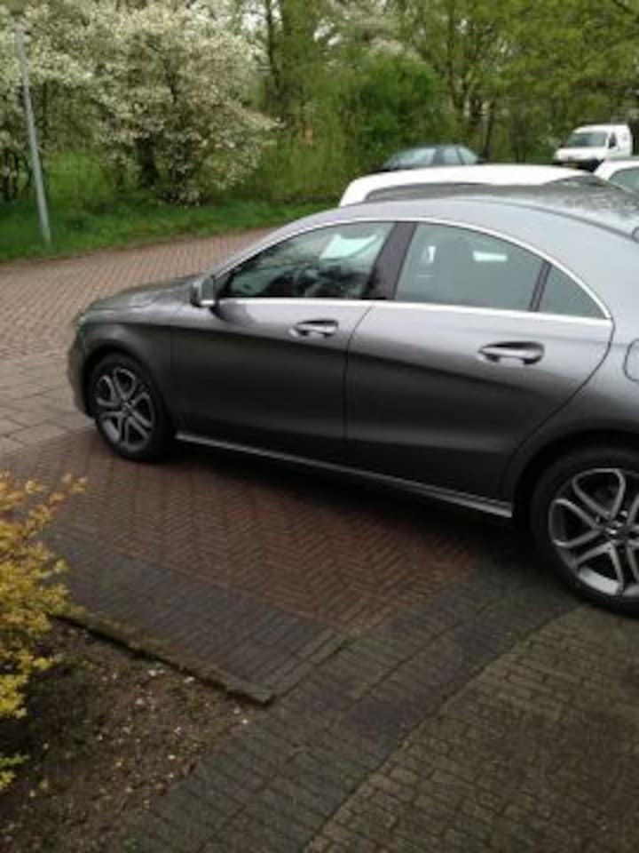 Mercedes-Benz CLA 200 Ambition (2013)