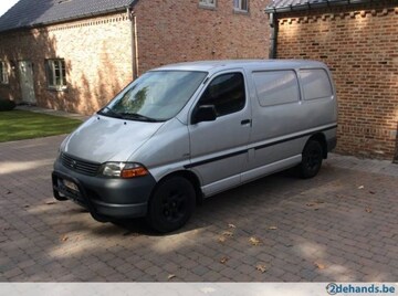 Toyota Hi Ace (2003)