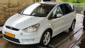 Ford S-MAX 2.0 TDCi 140pk Titanium (2009)