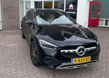 Mercedes-Benz GLA 250 e Business Line (2022)