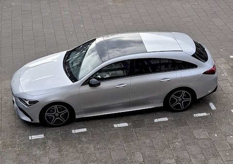 Mercedes-Benz CLA (2025)
