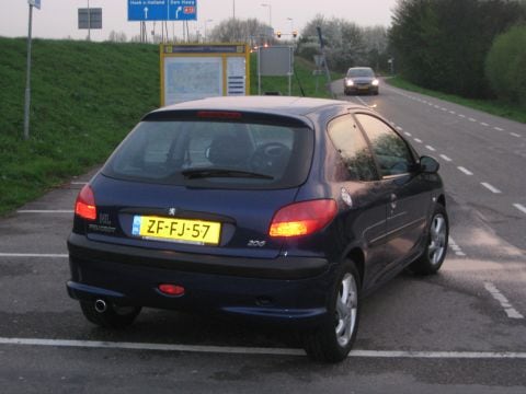 Peugeot 206 XS 1.4 (1999)