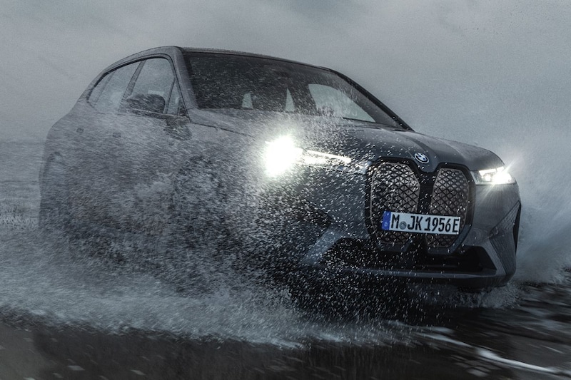 BMW iX M60