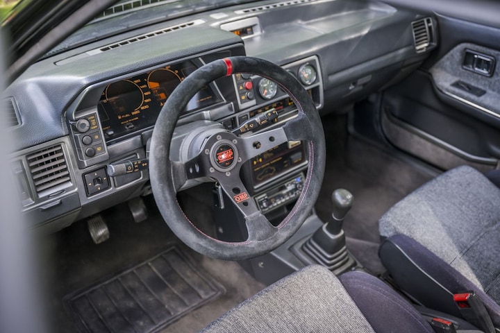 Mazda 323 Formule 4