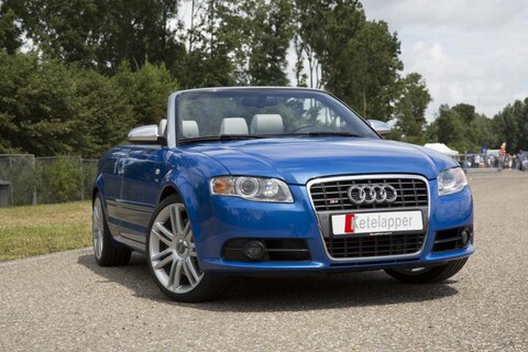 Audi S4 Cabriolet 4.2 quattro Pro Line