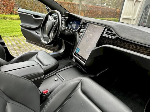 Tesla Model S 75D