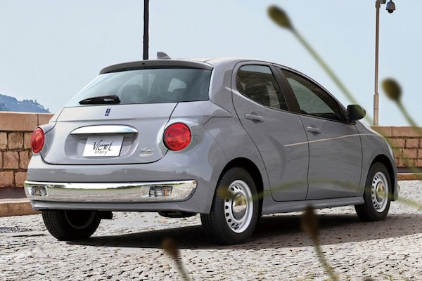 Mitsuoka Viewt Story