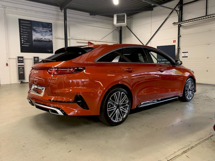 Kia ProCeed 1.5 T-GDi GT-PlusLine (2021)