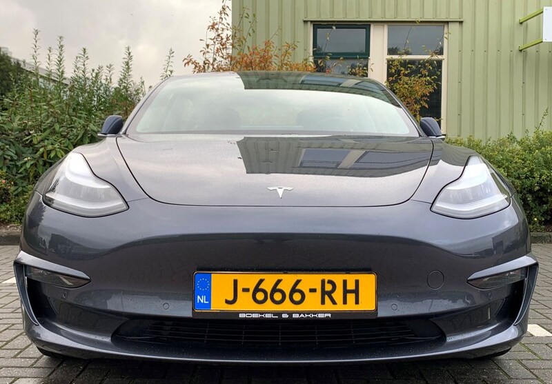 Tesla Model 3 Performance AWD (2019)