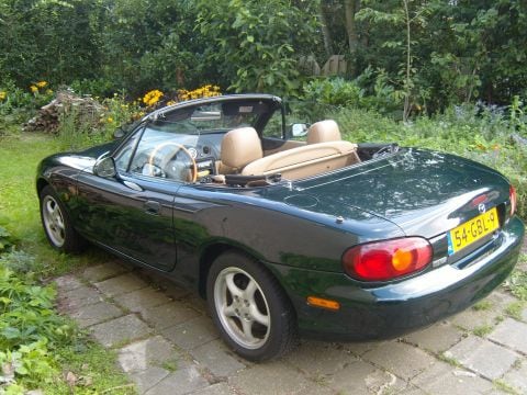 Mazda MX-5 1.6 (1999)