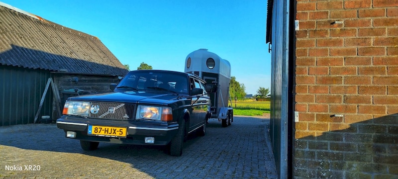 Volvo 240 Polar 2.3 Estate (1991)