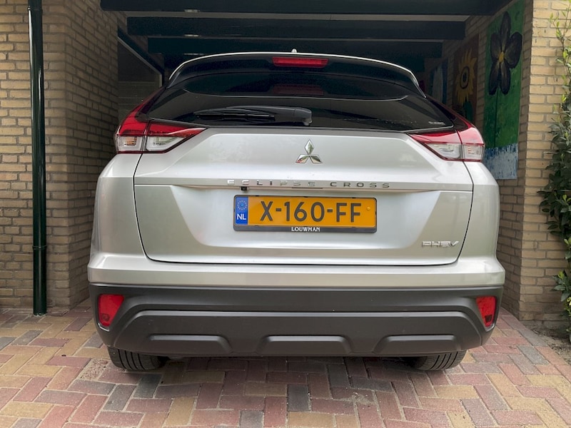 Mitsubishi Eclipse Cross PHEV Black Edition (2023)