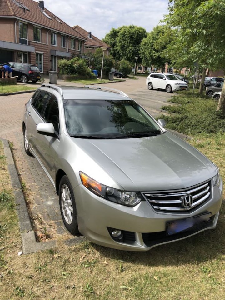 Honda Accord Tourer 2.0i Elegance (2011)