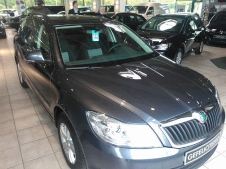 Skoda Octavia Combi 1.2 TSI Ambition Businessline (2012)