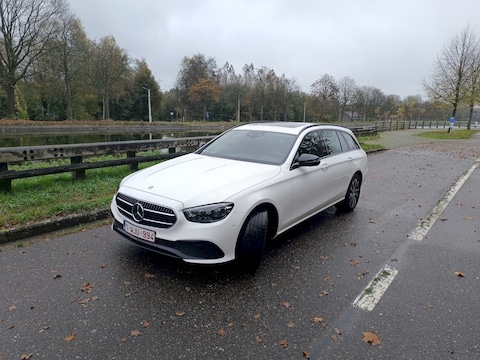Mercedes-Benz E 300 e Estate Luxury Line