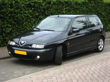 Alfa Romeo 145 1.4 Twin Spark 16V L (1999)
