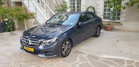Mercedes-Benz E 300 BlueTEC HYBRID