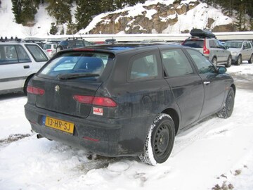 Alfa Romeo 156 Sportwagon 1.9 JTD Lusso (2001)