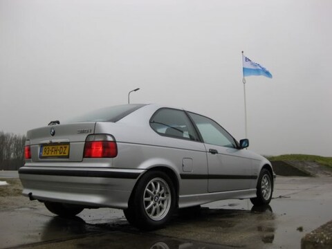 BMW 316i Compact