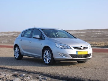 Opel Astra 1.4 Turbo 120pk Edition (2011)